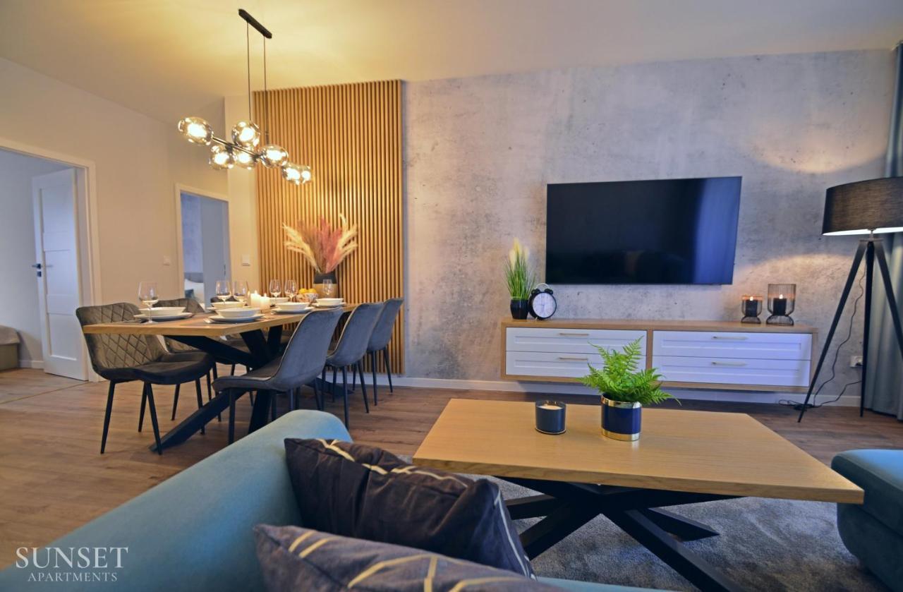 Platan - Sunset Apartments - Garaz Svinoústí Exteriér fotografie
